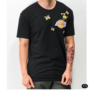 Mitchell & Ness × NBA LA Lakers tshirt, butterflies CA poppies graphic, sz large
